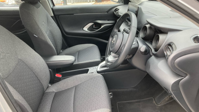 Toyota Yaris Cross 1.5 Hybrid Icon 5dr CVT Hybrid Estate